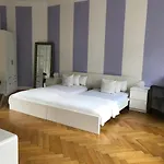 Ela * Berlin