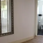 Lägenhetshotell Ela *